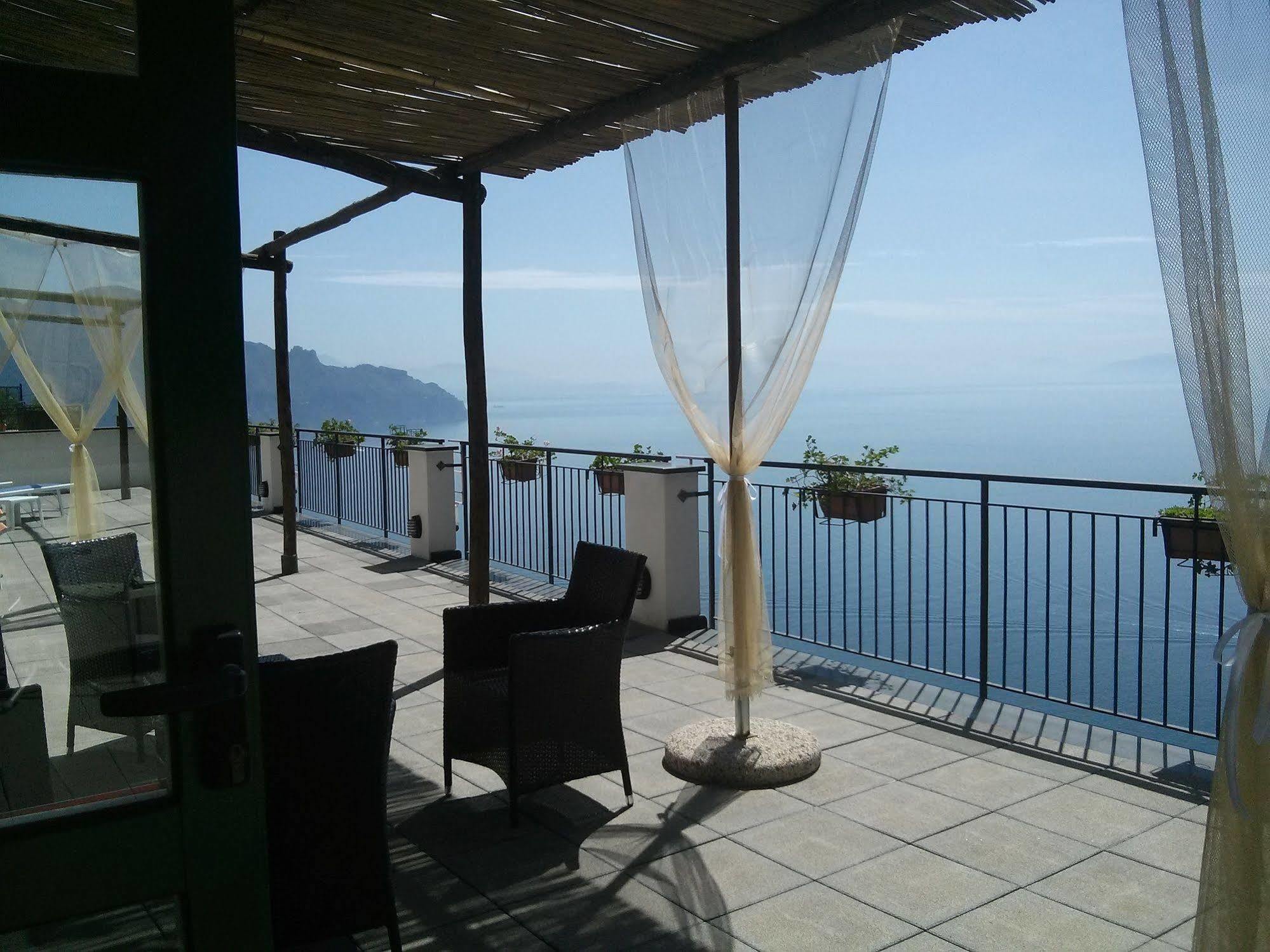 Hotel Doria Amalfi Zewnętrze zdjęcie