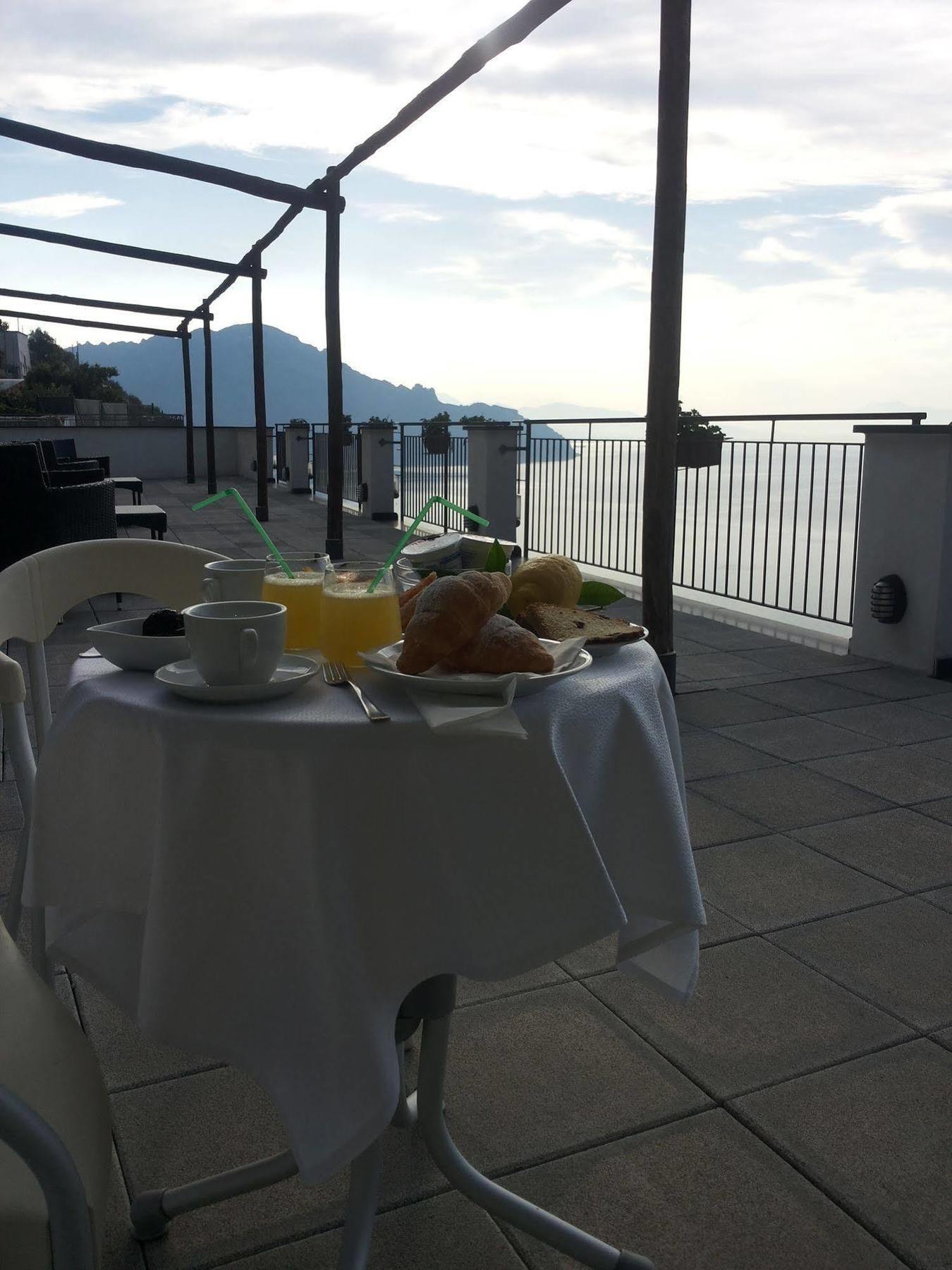 Hotel Doria Amalfi Zewnętrze zdjęcie
